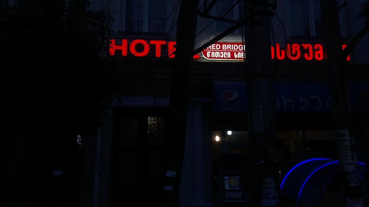 Hotel Red Bridge Kʼutʼaisi Exterior foto